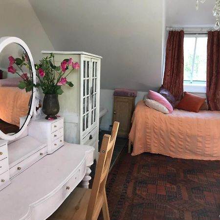 Magnolia Tree House Daire Glastonbury Dış mekan fotoğraf